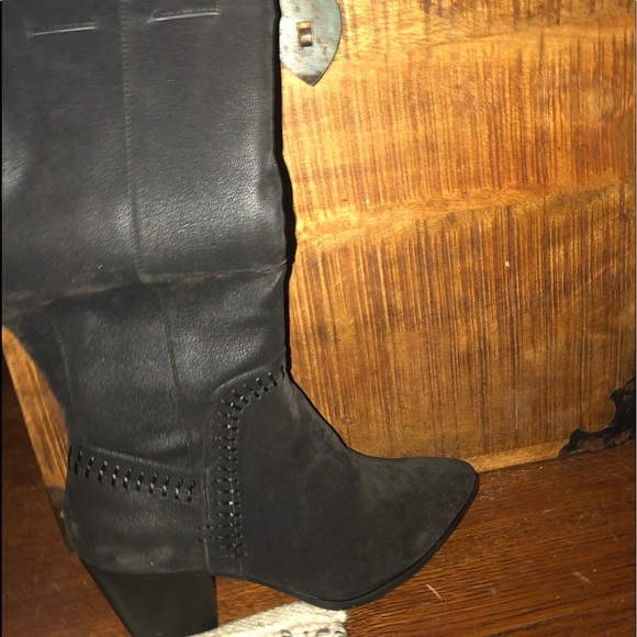 Boots - Picture 1 of 8